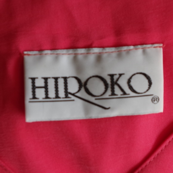 Hiroko Sleeveless Silk Top- Sz. Small - Picture 5 of 5